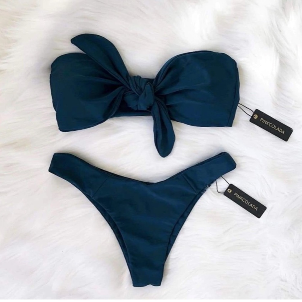 PinkColada Bikini, size medium, new with tags, Midnight Teal